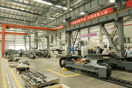 盎然機械生產車間制作團隊